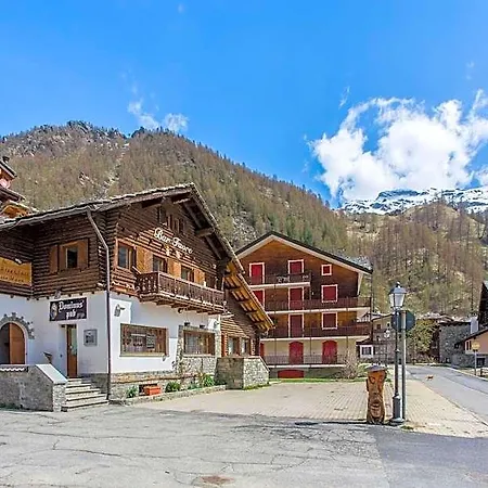 White Moon Bed & Breakfast 3*