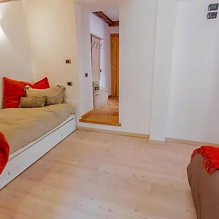 White Moon Bed & Breakfast Gressoney-La-Trinite