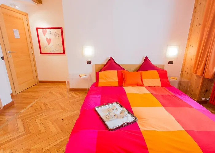 住宿加早餐酒店 白月亮住宿加早餐旅馆 格雷索拉特里尼泰